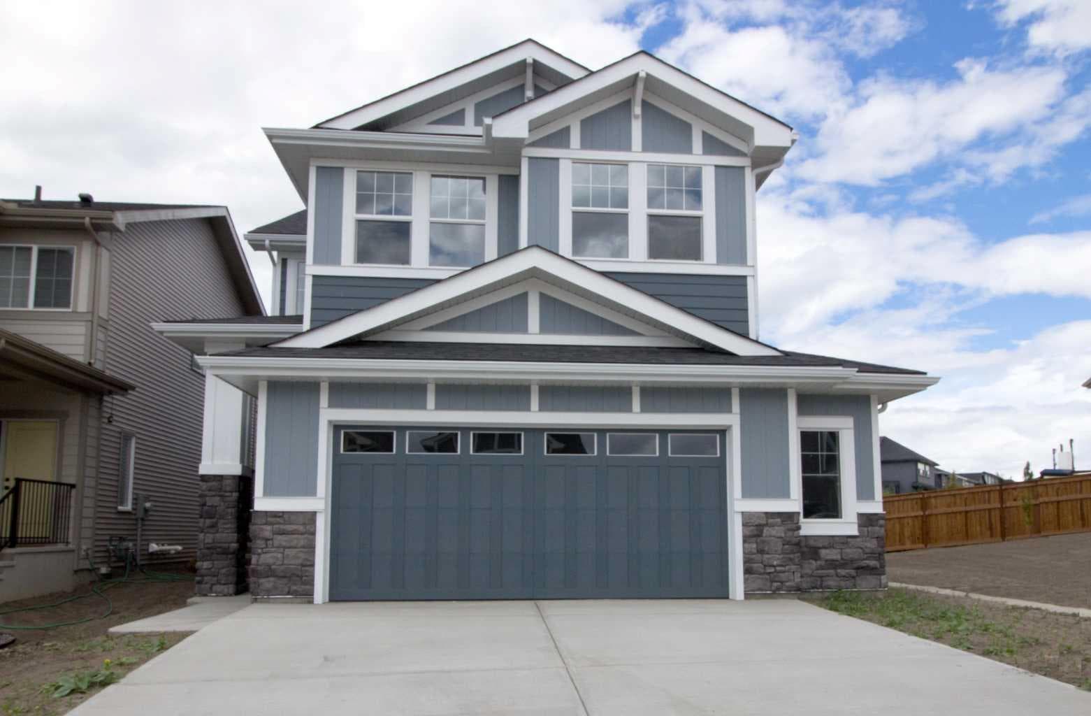 63 Sunrise Heath 