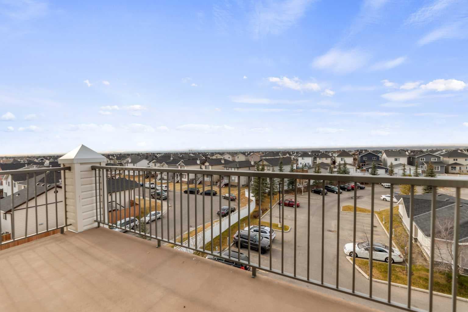 2420, 333 Taravista Drive NE