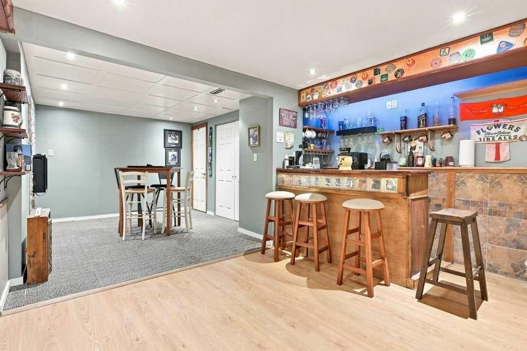 6 Varcourt Place NW