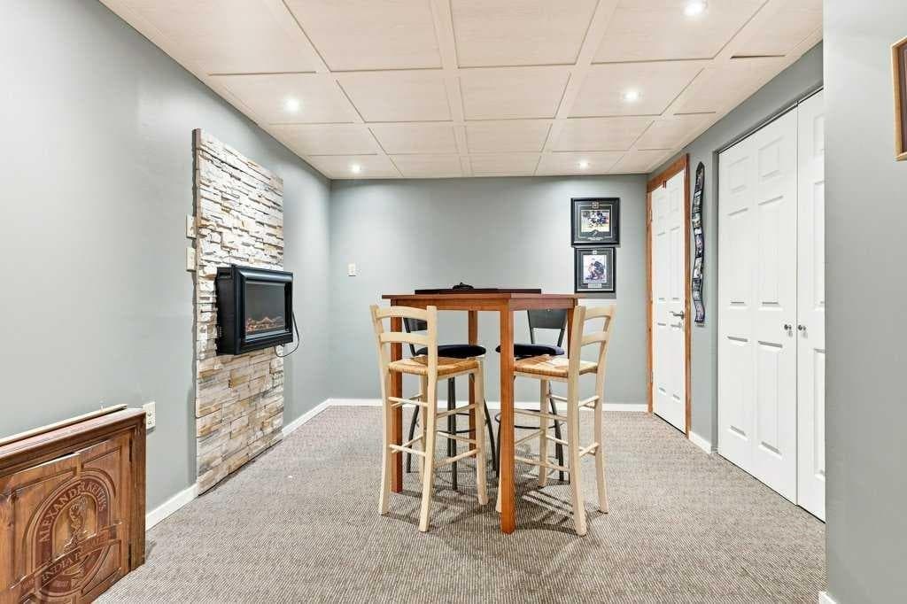 6 Varcourt Place NW