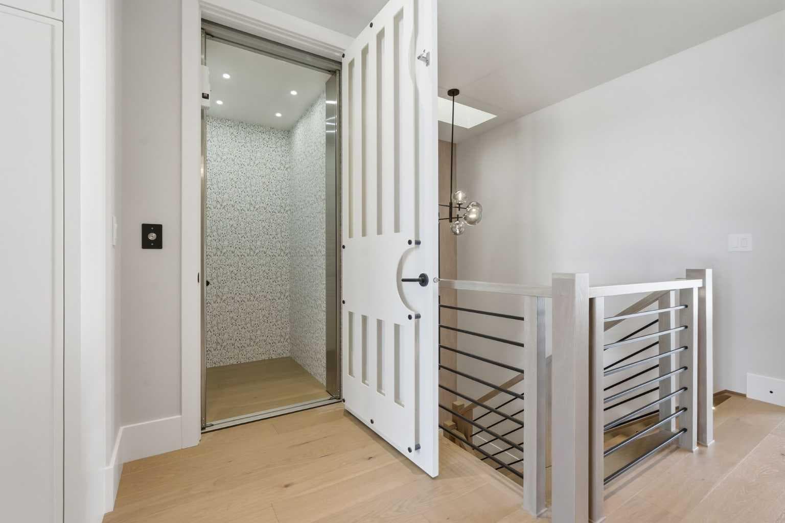 105, 1700 73 Street SW