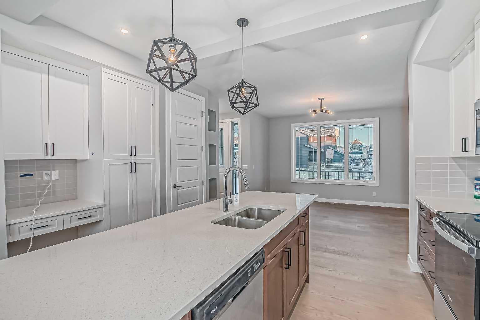 39 Agate Road 