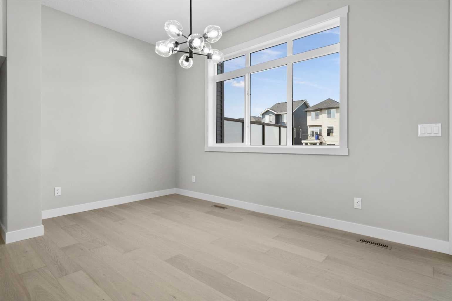 39 Agate Road 