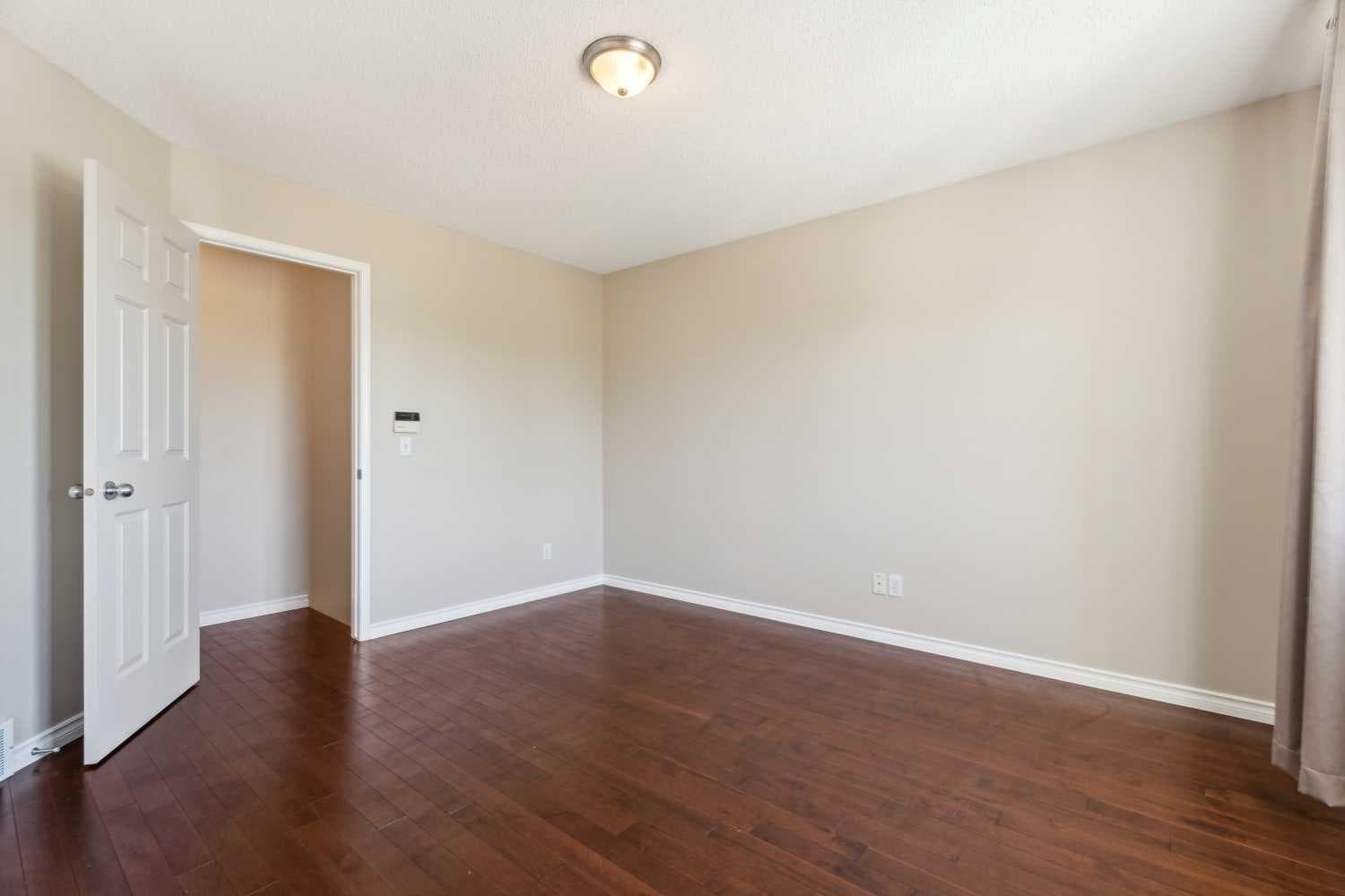 73 Rocky Ridge Heath NW