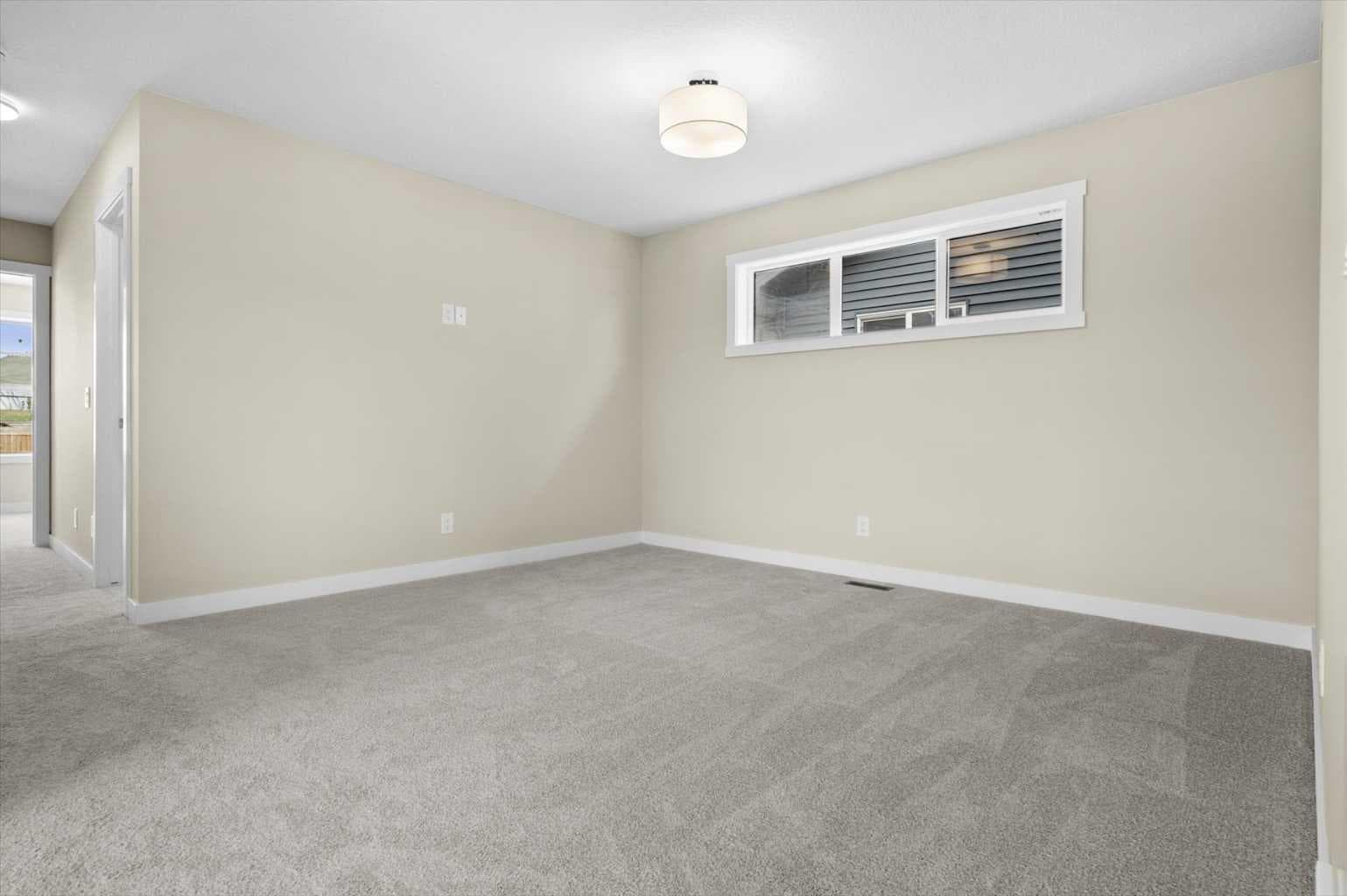 4 Topaz Place 