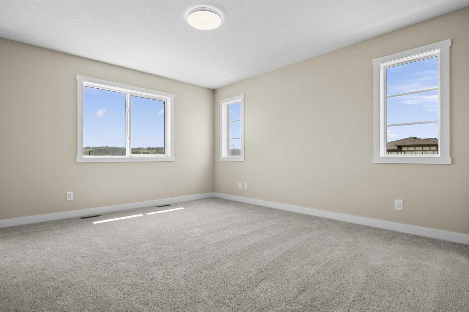 4 Topaz Place 