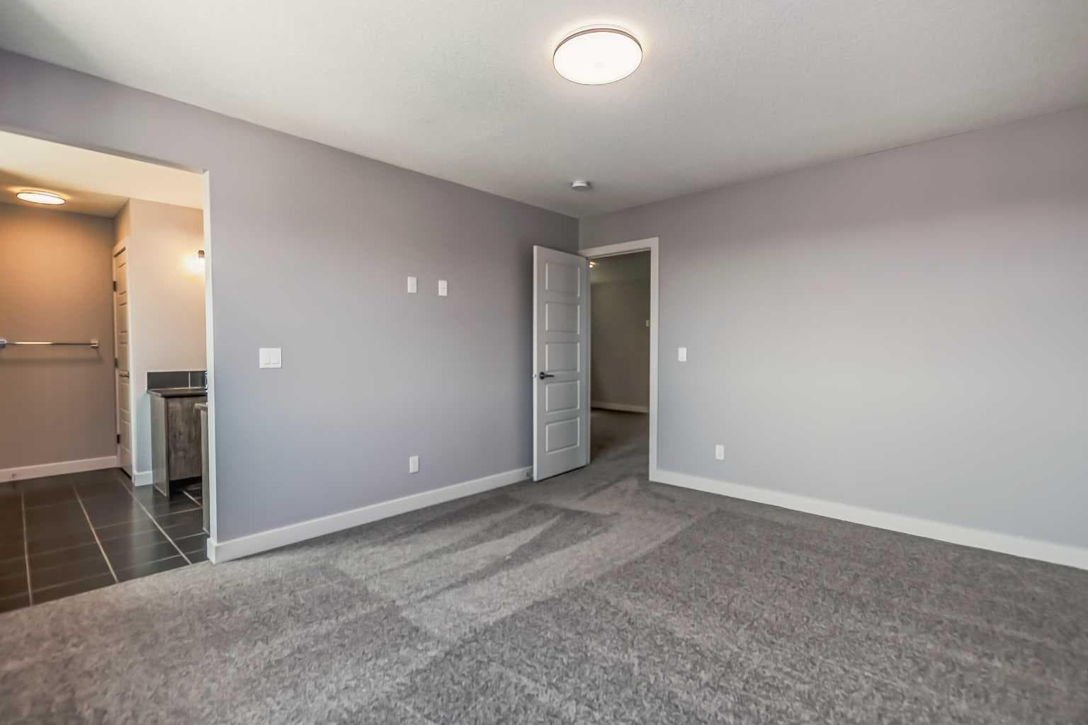 4 Topaz Place 