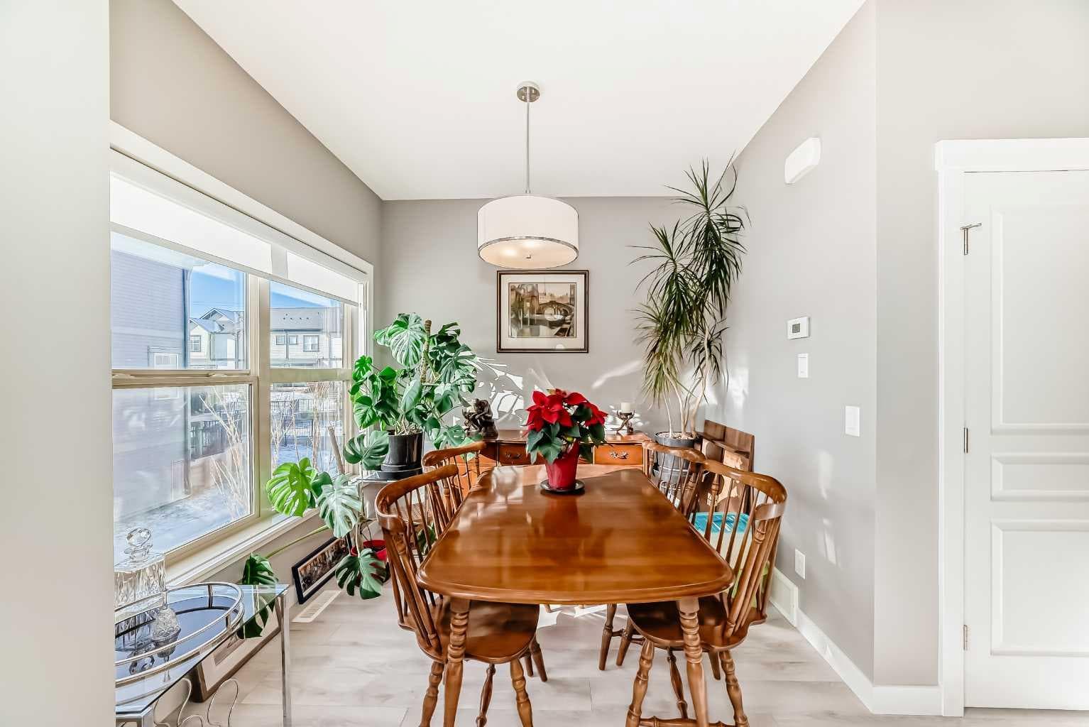 102, 32 Horseshoe Crescent 