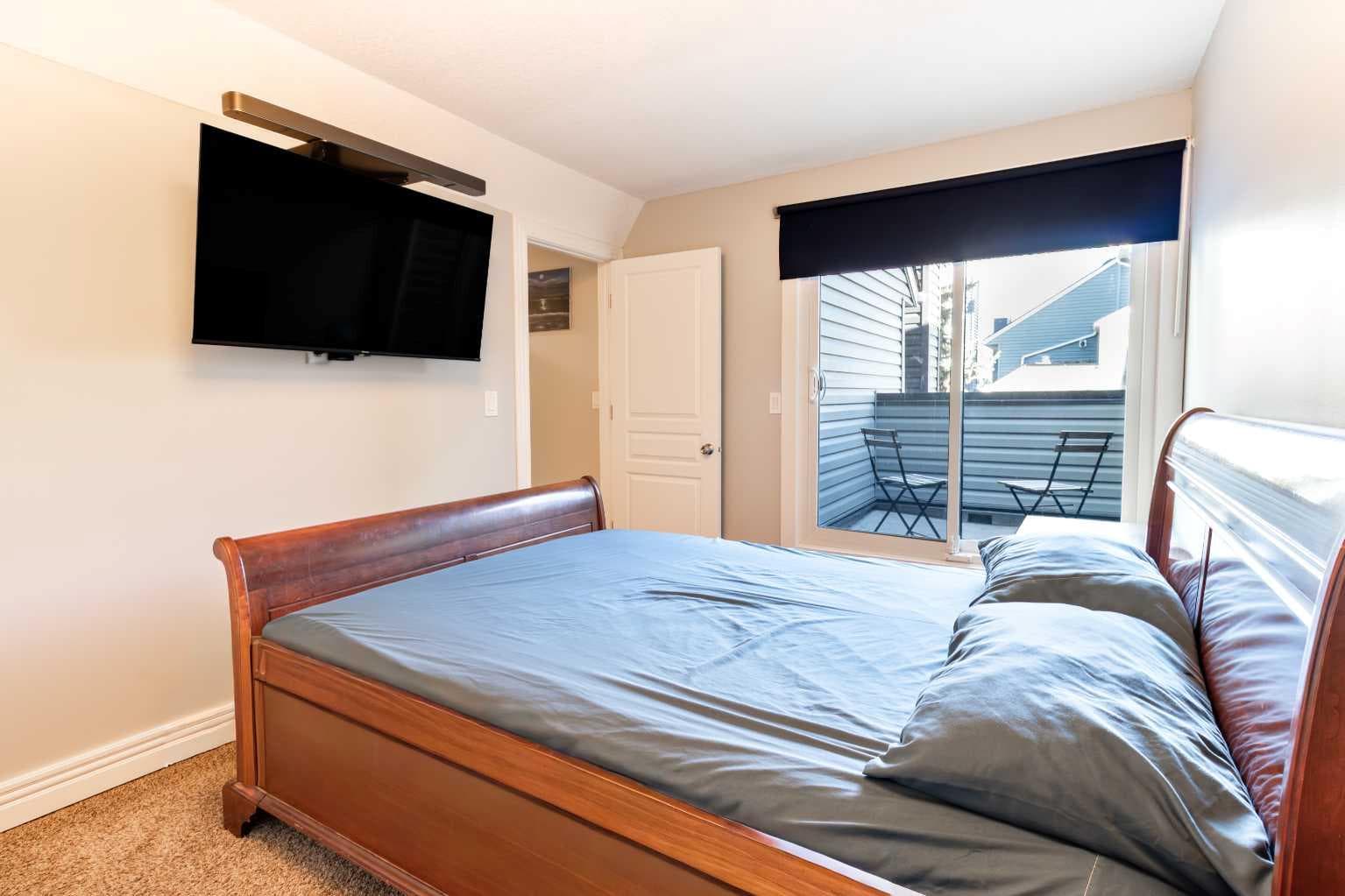 175, 77 Glamis Green SW