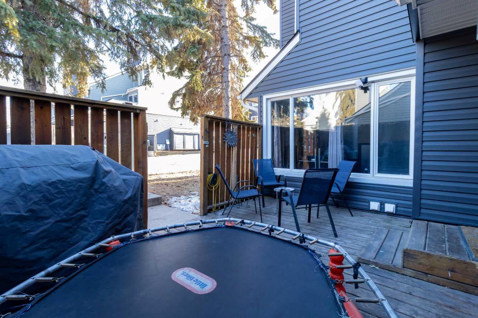 175, 77 Glamis Green SW