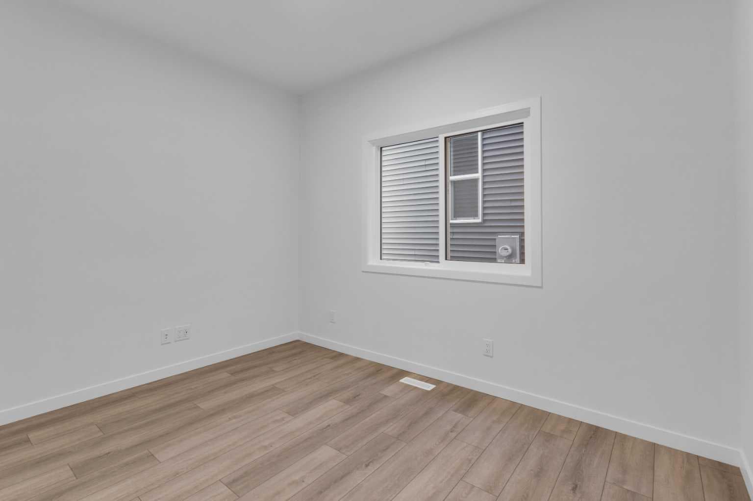 200 Starling Place NW