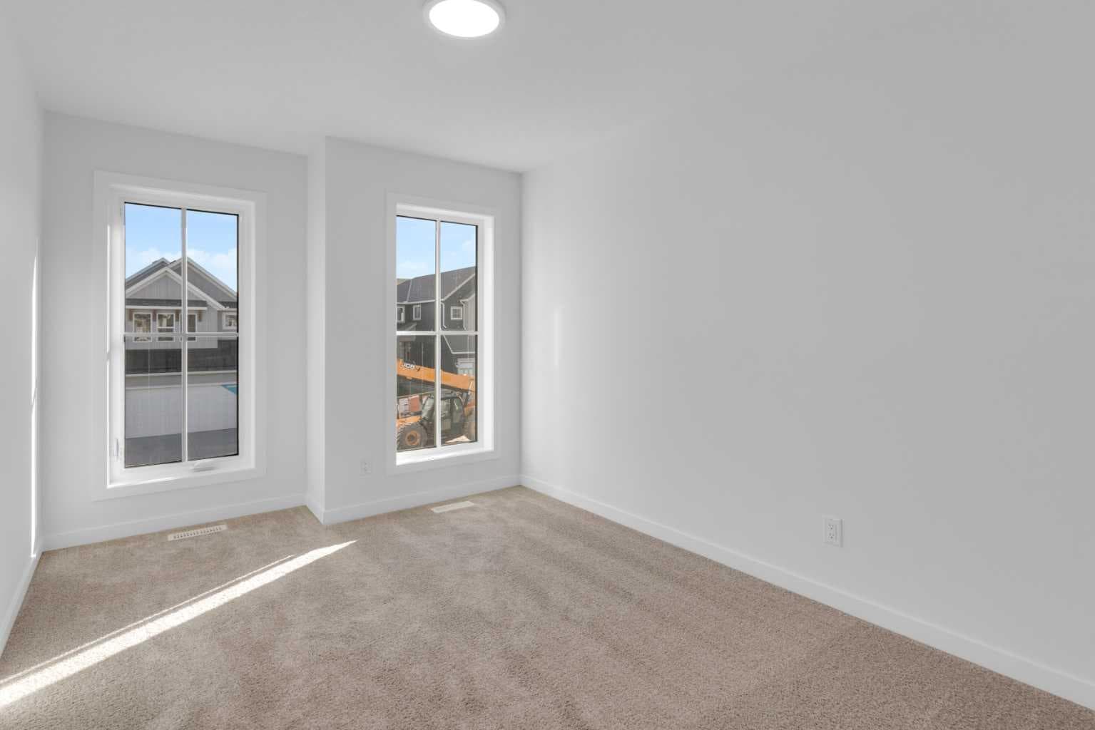 200 Starling Place NW