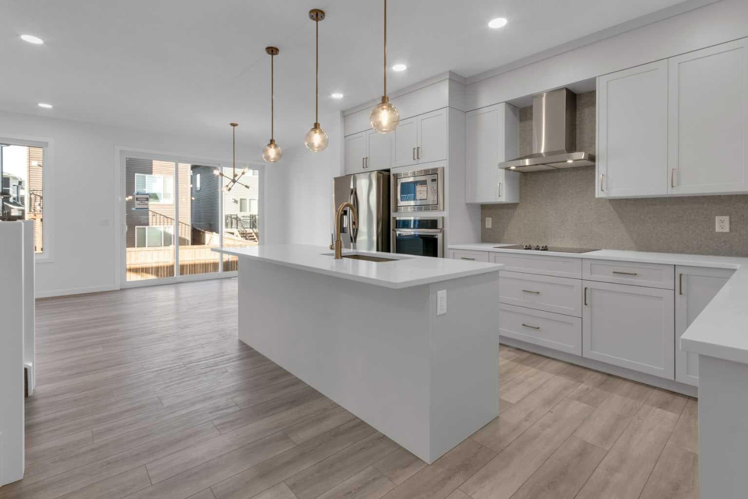 200 Starling Place NW