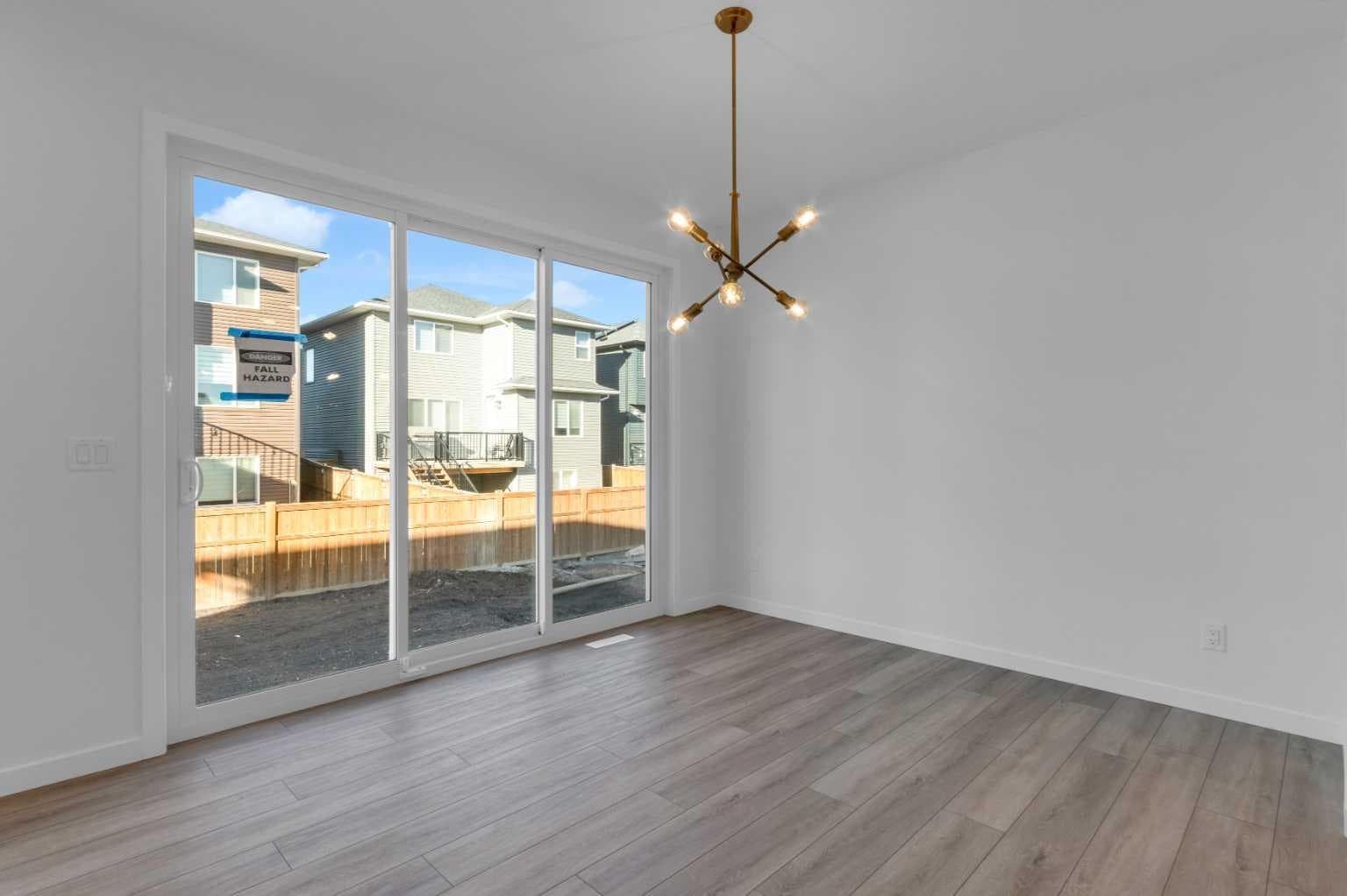 200 Starling Place NW