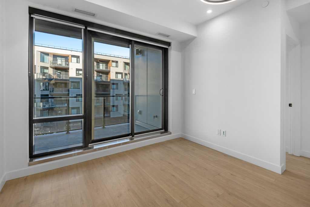 409, 8375 Broadcast Avenue 
