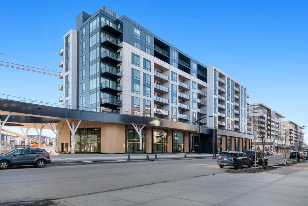 409, 8375 Broadcast Avenue 