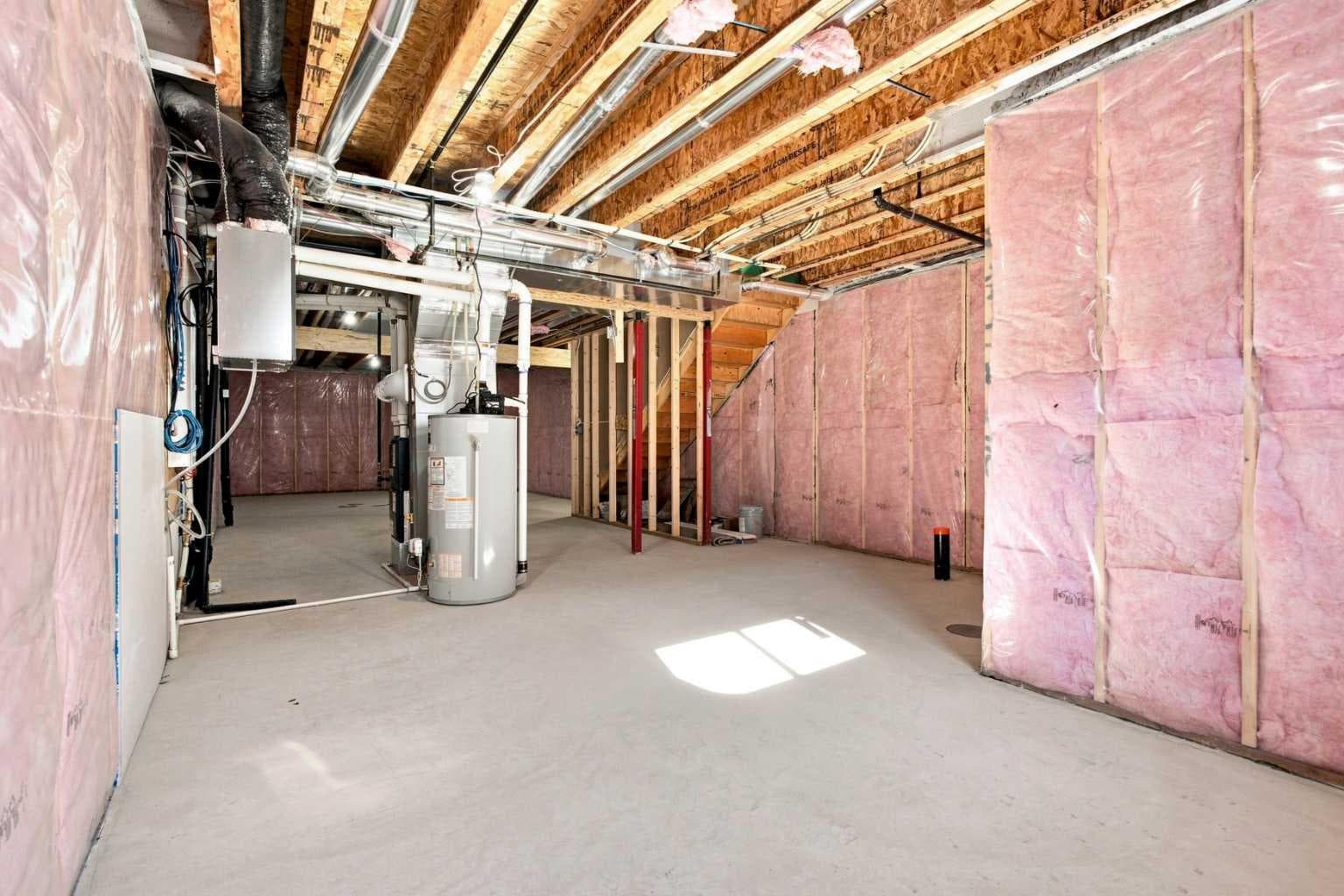 76 Buffaloberry Manor SE