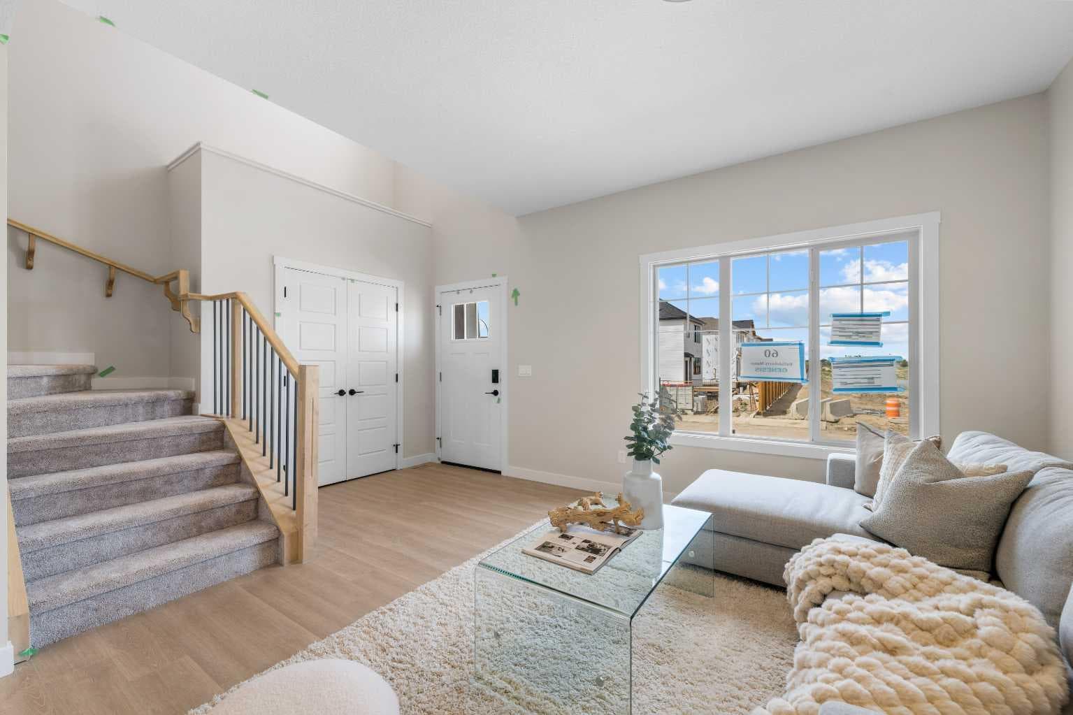 84 Buffaloberry Manor SE