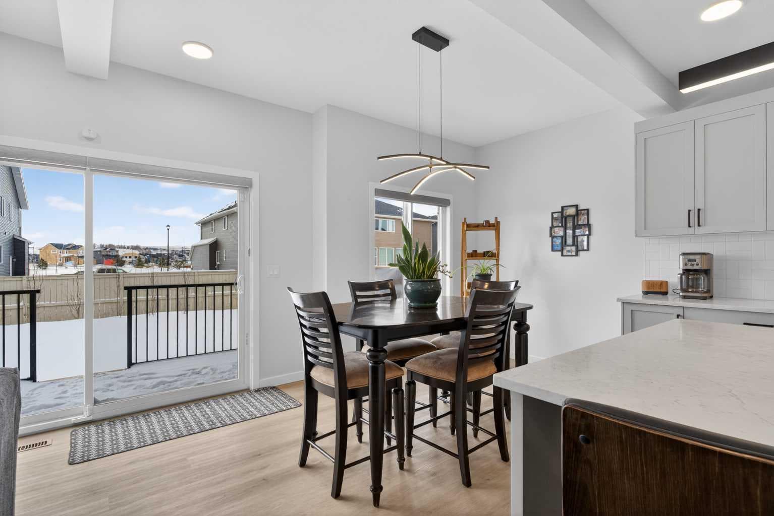 553 Baywater Manor SW