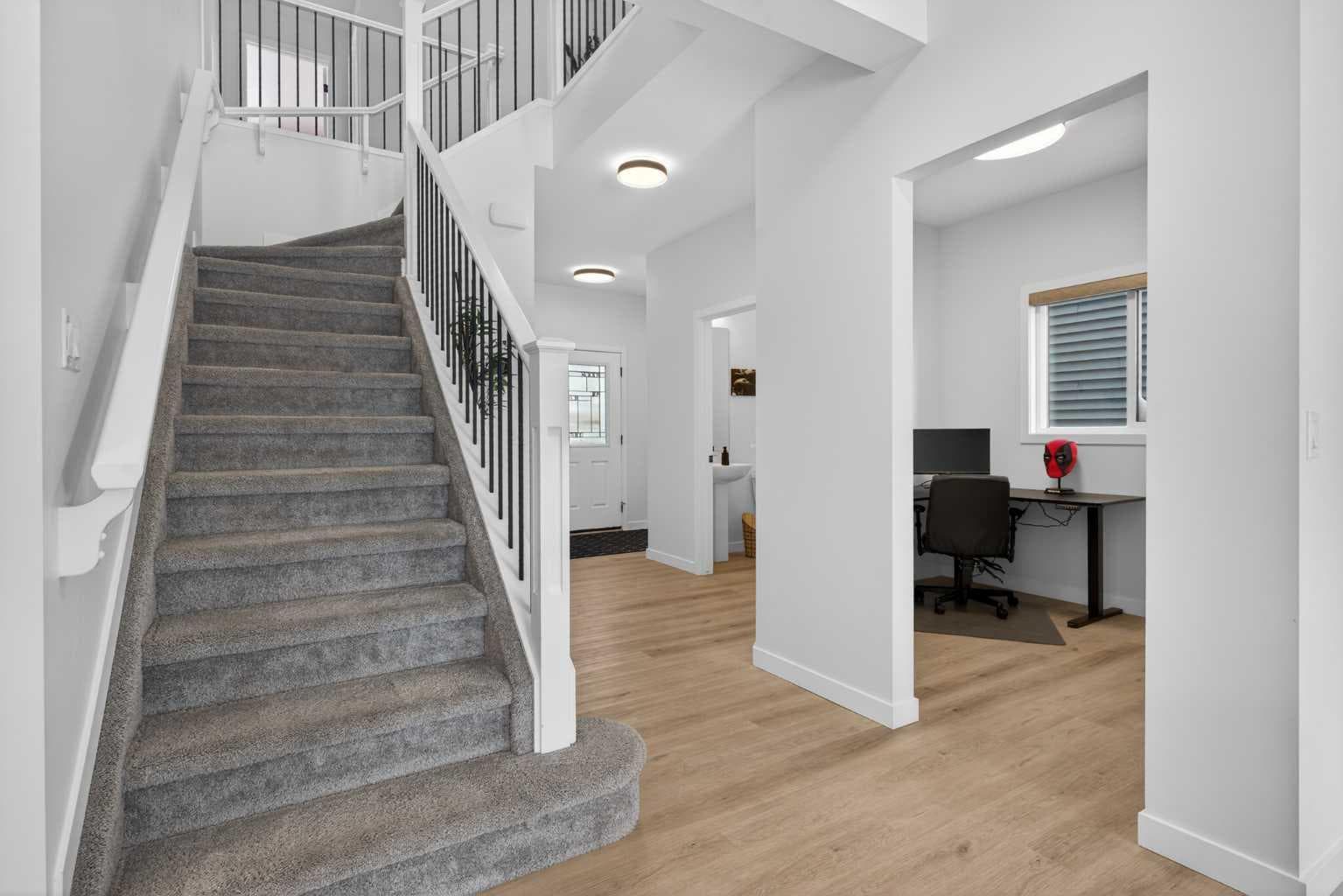 553 Baywater Manor SW