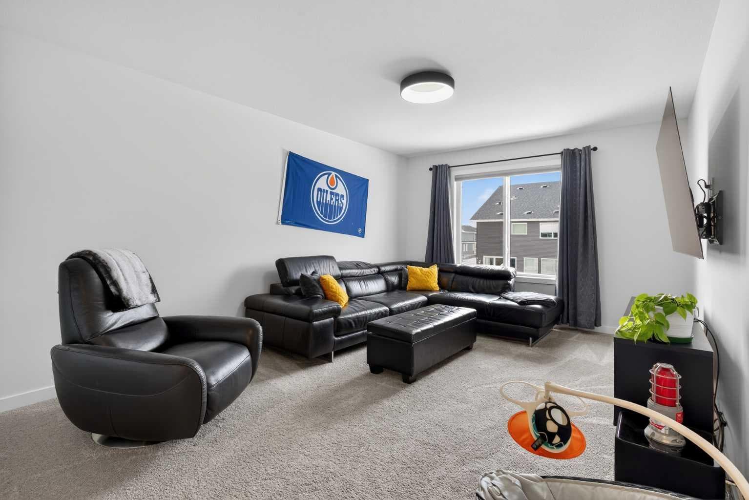 553 Baywater Manor SW