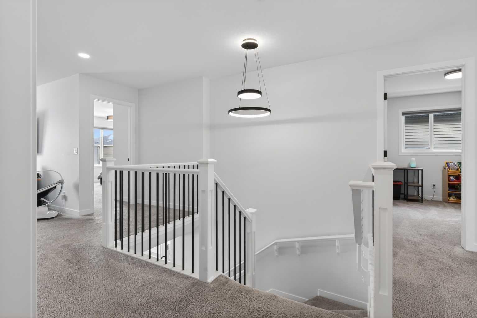 553 Baywater Manor SW