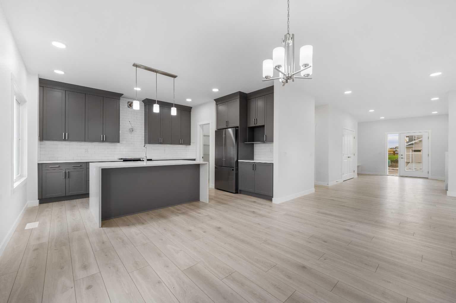 142 Sunstone Way 