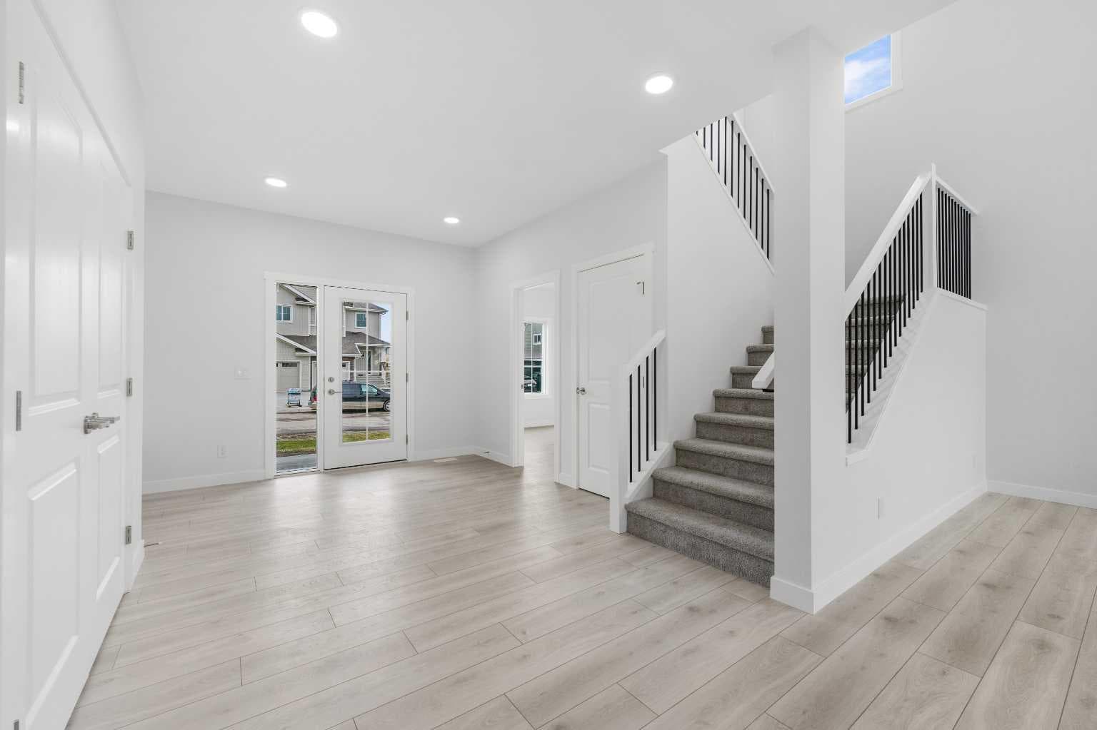 142 Sunstone Way 