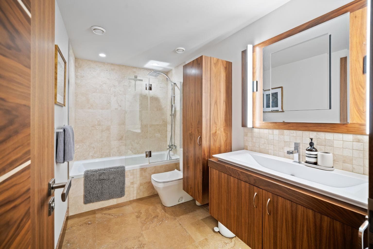 118 Cairns Landing 
