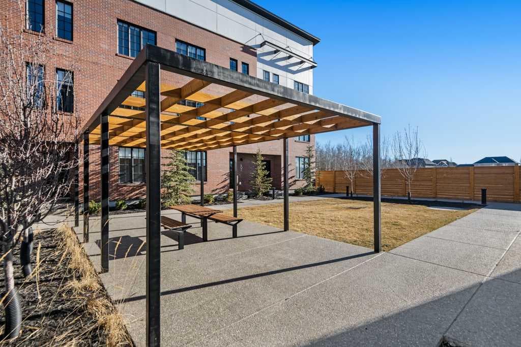 208, 8155 8 Avenue SW