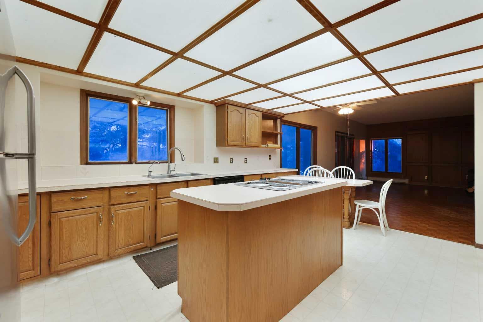 281141 TOWNSHIP ROAD 274  
