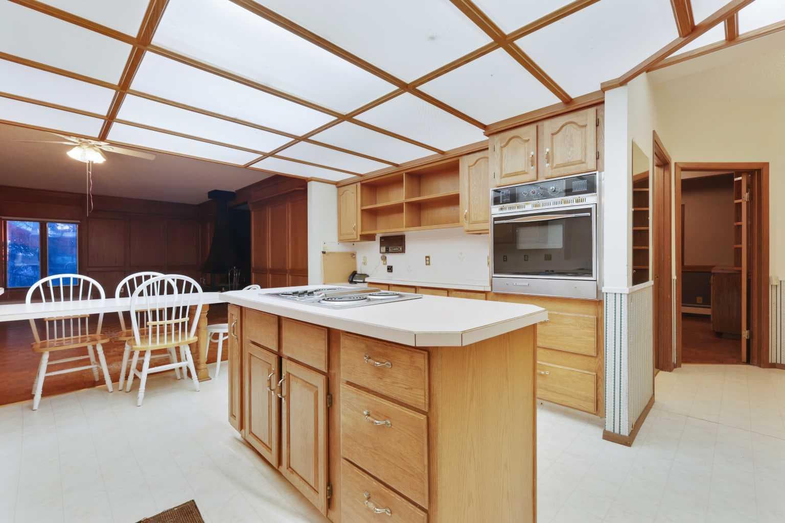 281141 TOWNSHIP ROAD 274  