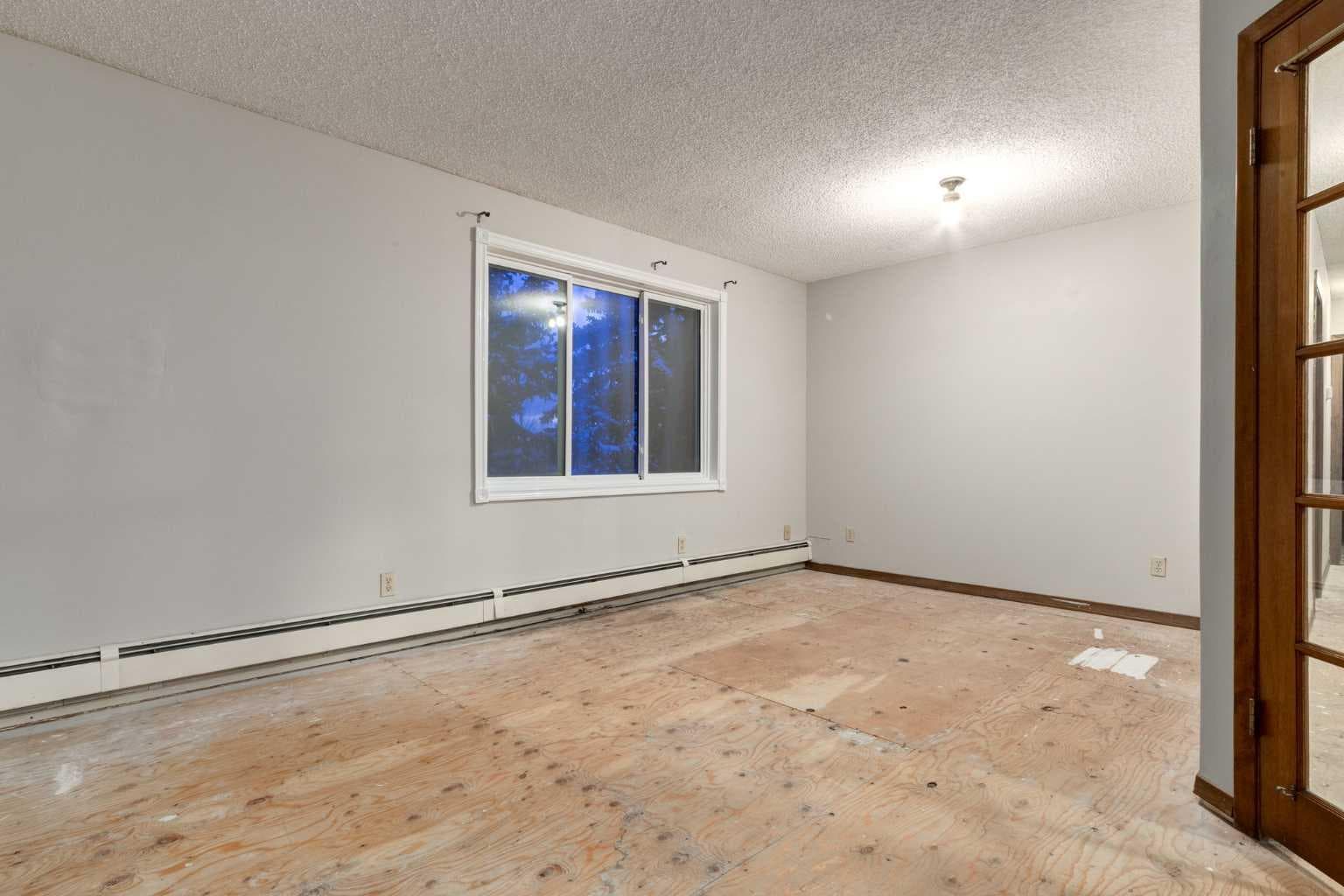 281141 TOWNSHIP ROAD 274  