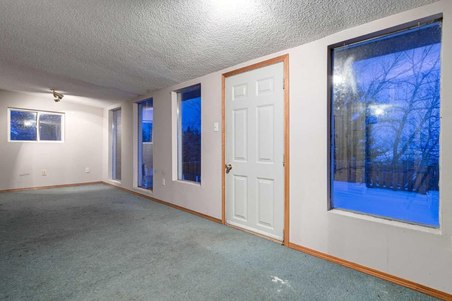 281141 TOWNSHIP ROAD 274  