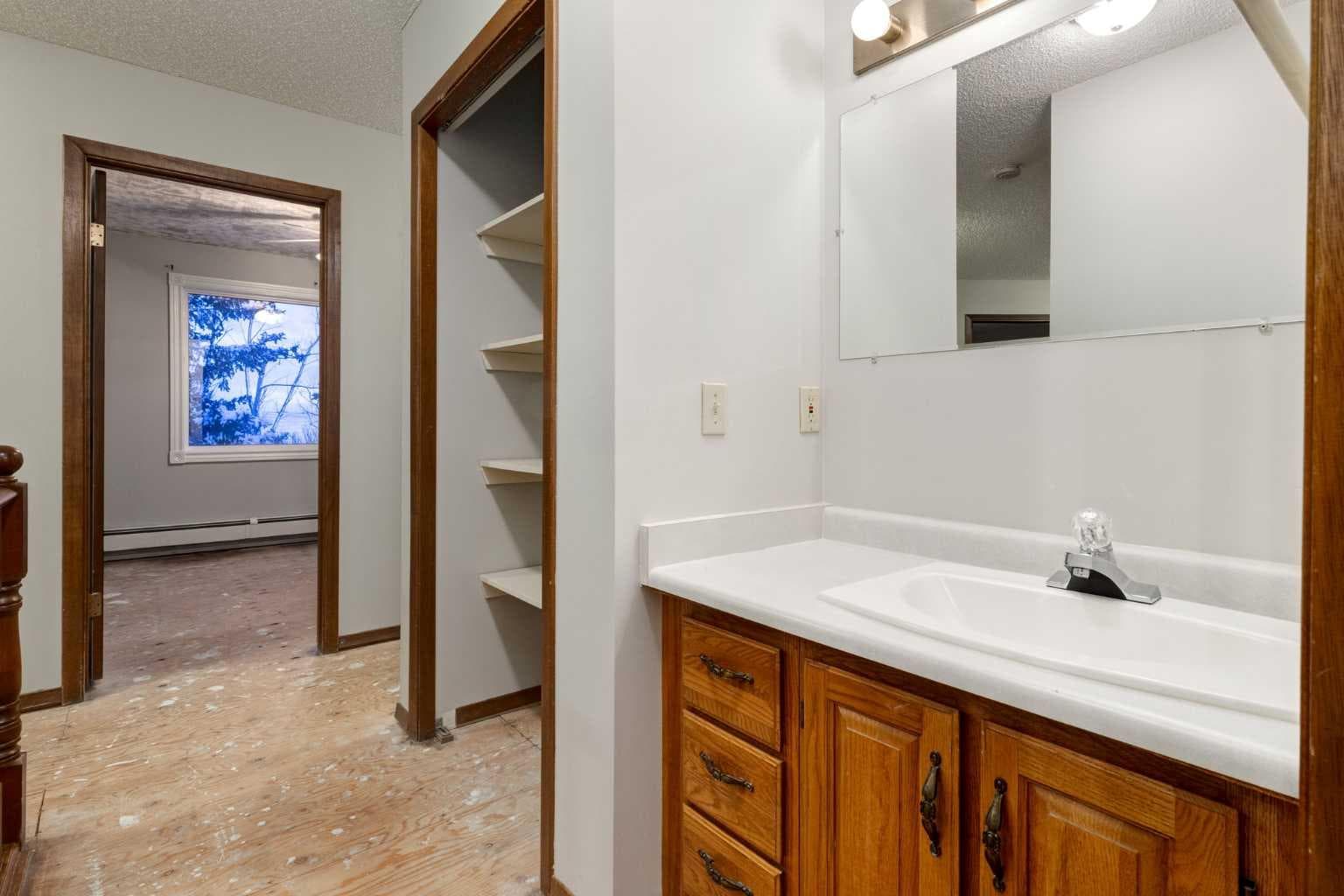 281141 TOWNSHIP ROAD 274  