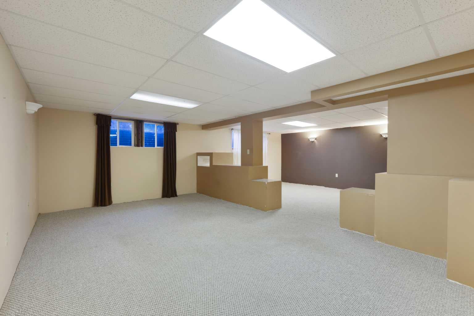 281141 TOWNSHIP ROAD 274  