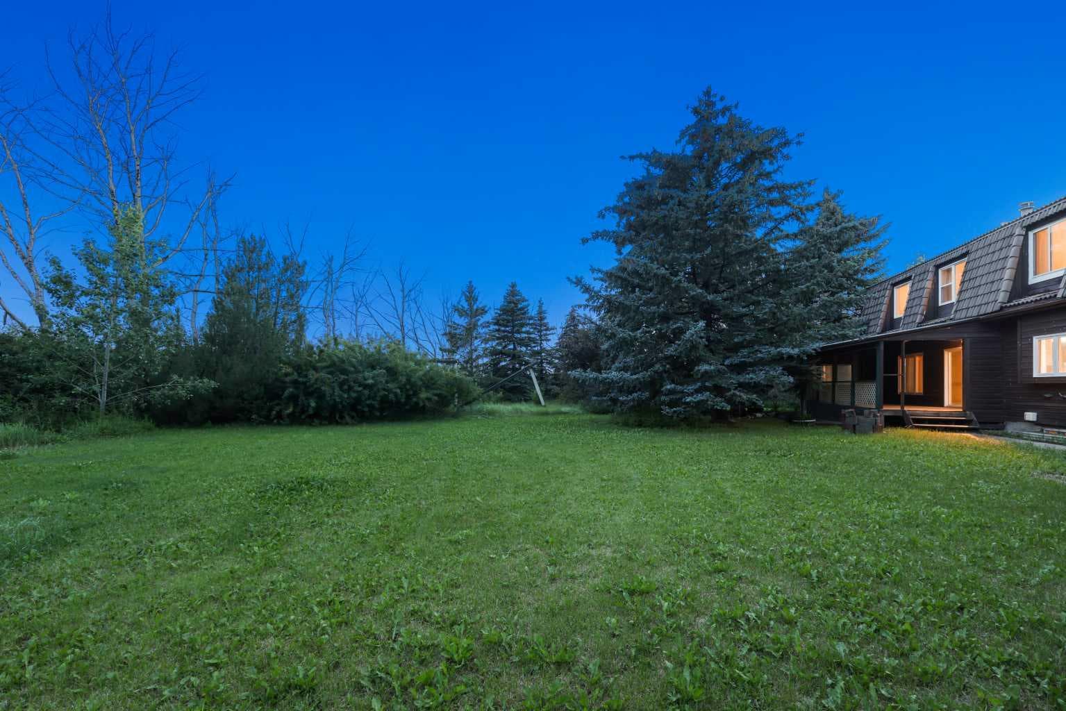 281141 TOWNSHIP ROAD 274  