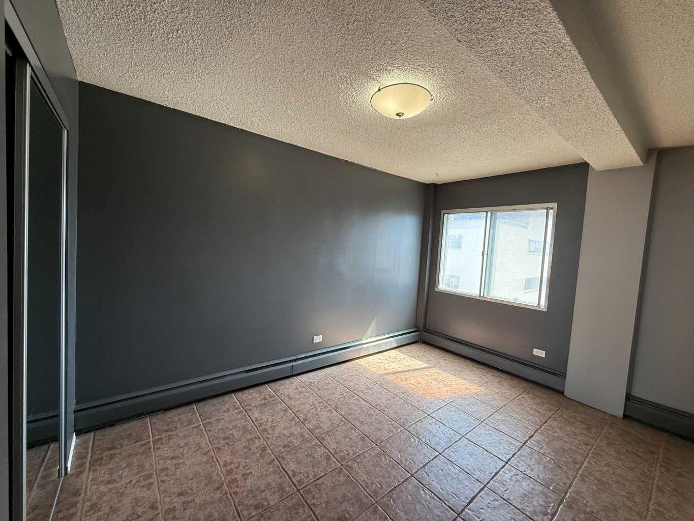 5E, 515 17 Avenue SW