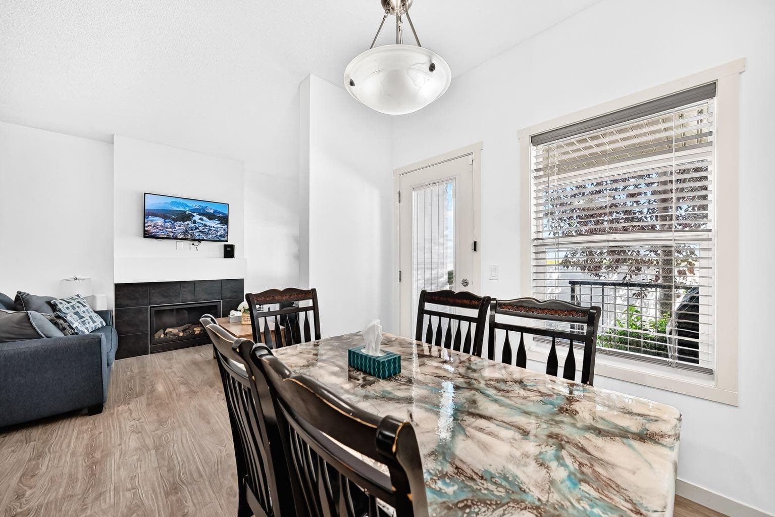 337 COPPERPOND Landing SE