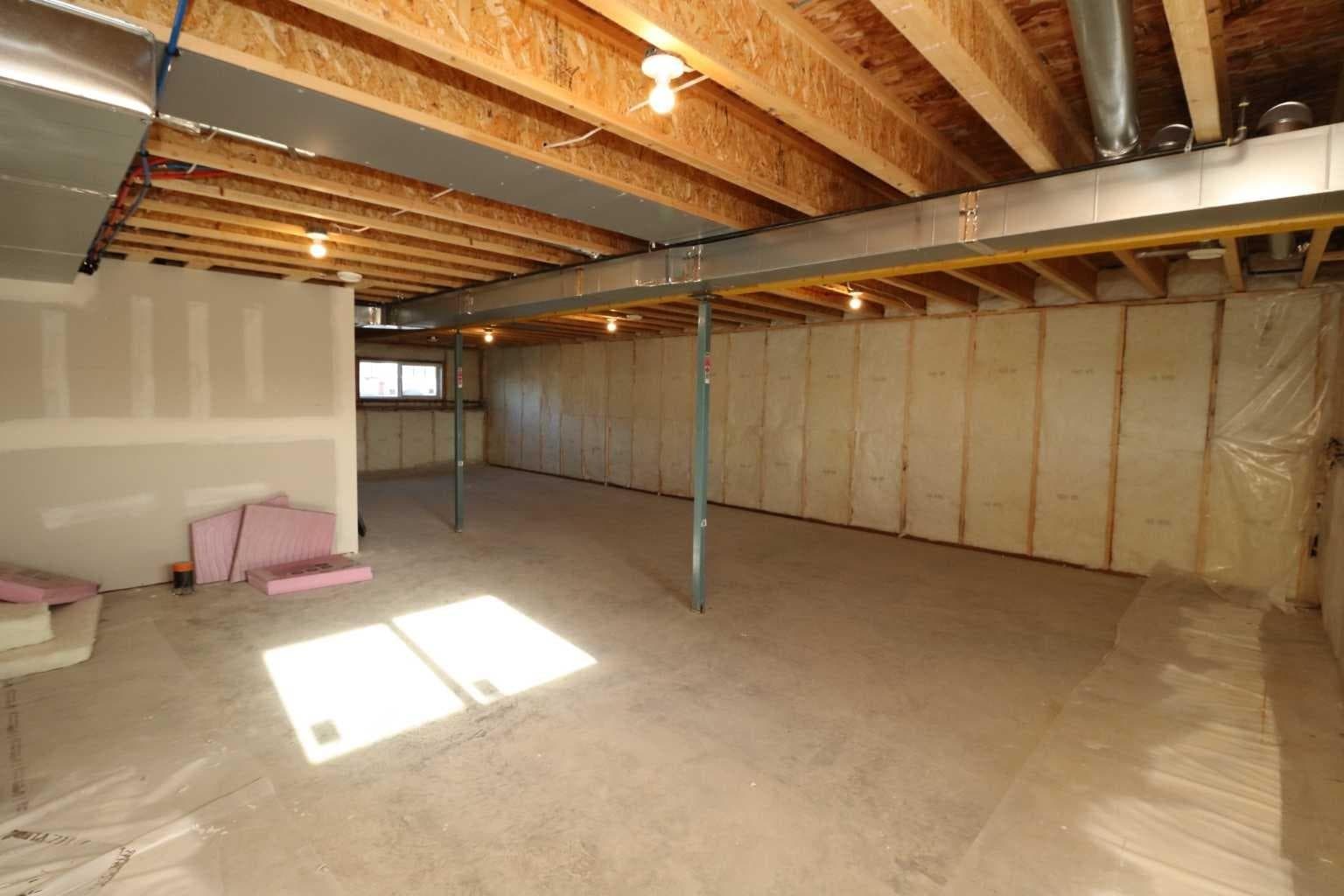 447 Henricks Drive 