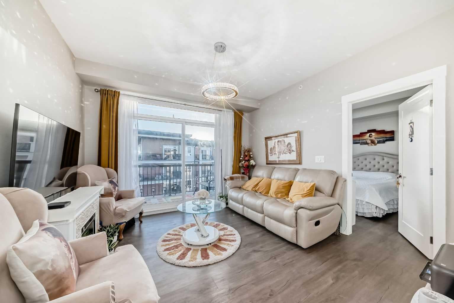 405, 10 Walgrove Walk SE