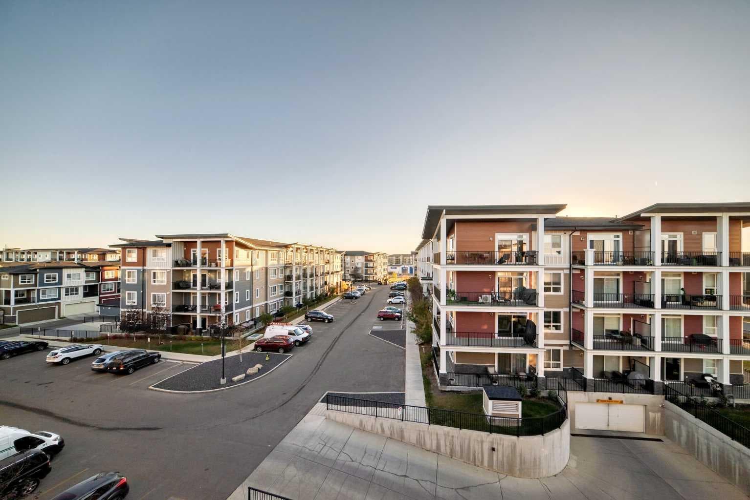 405, 10 Walgrove Walk SE