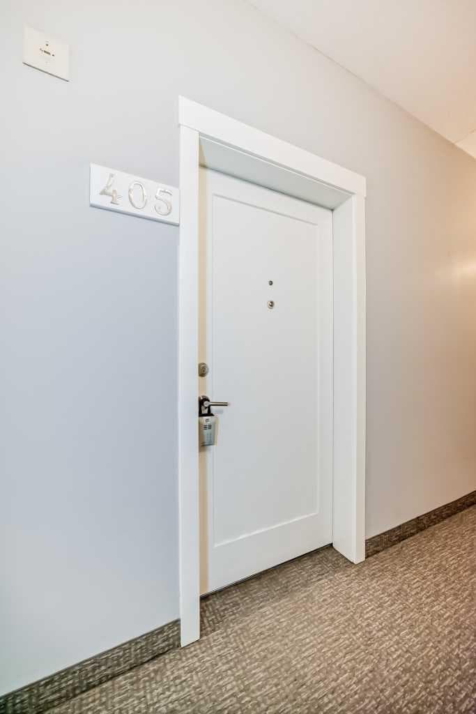 405, 10 Walgrove Walk SE