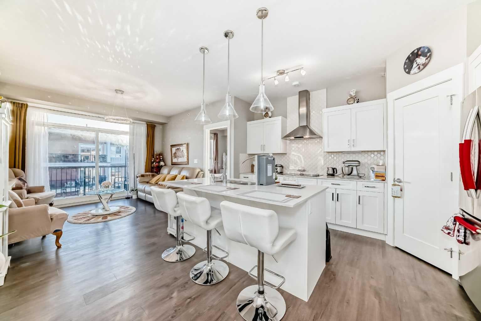 405, 10 Walgrove Walk SE