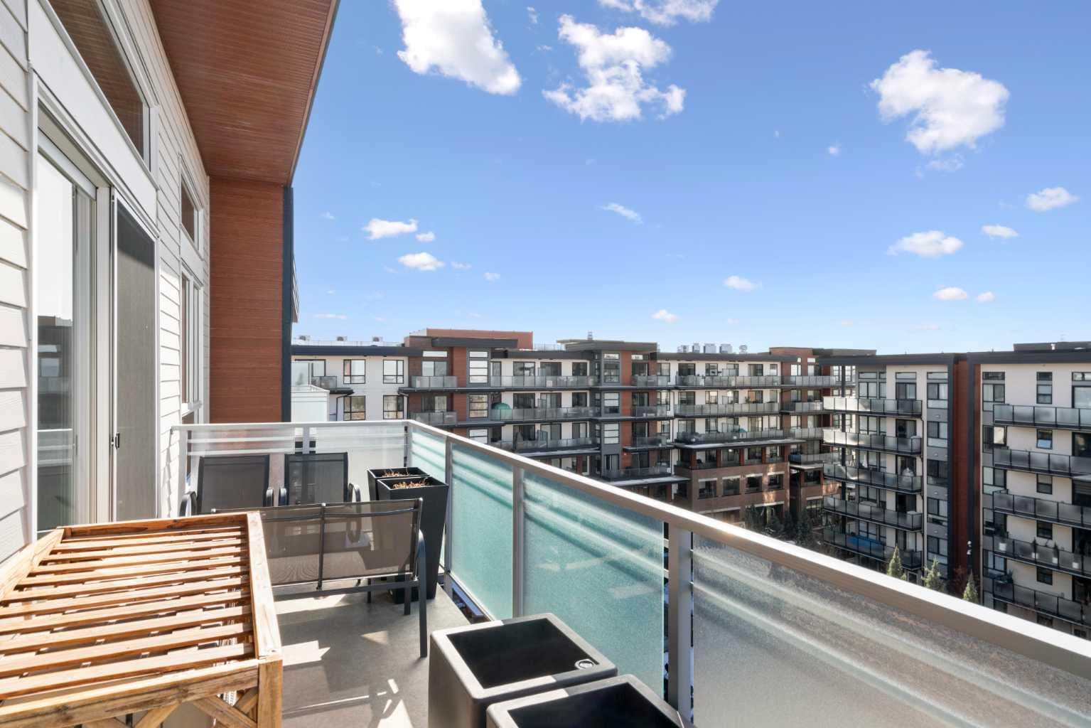 607, 11 Mahogany Circle SE