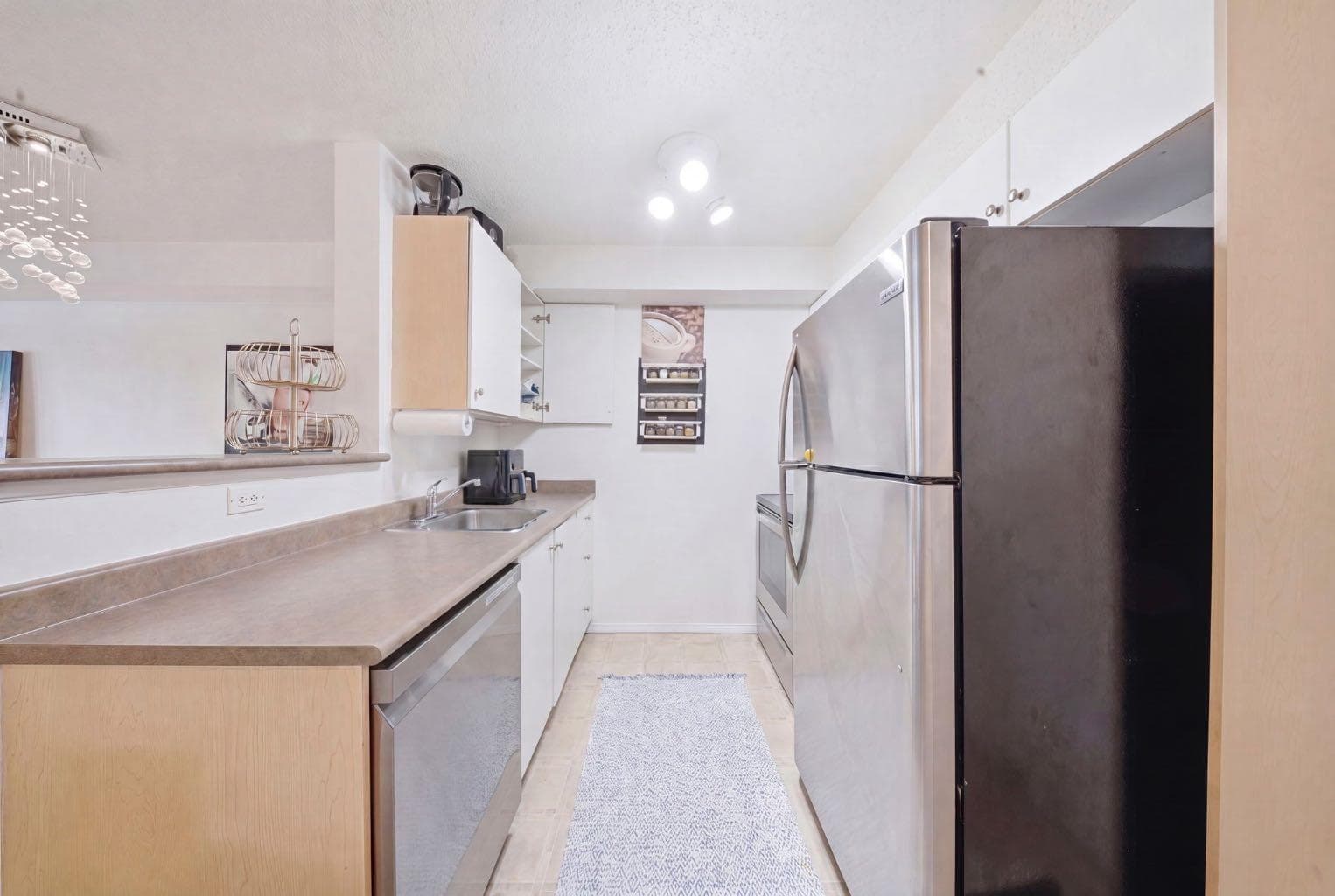 1309, 2395 Eversyde Avenue SW