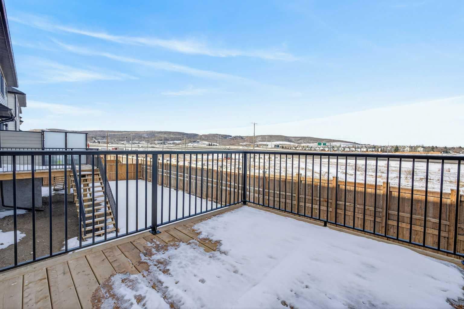 159 Greenwich Drive NW