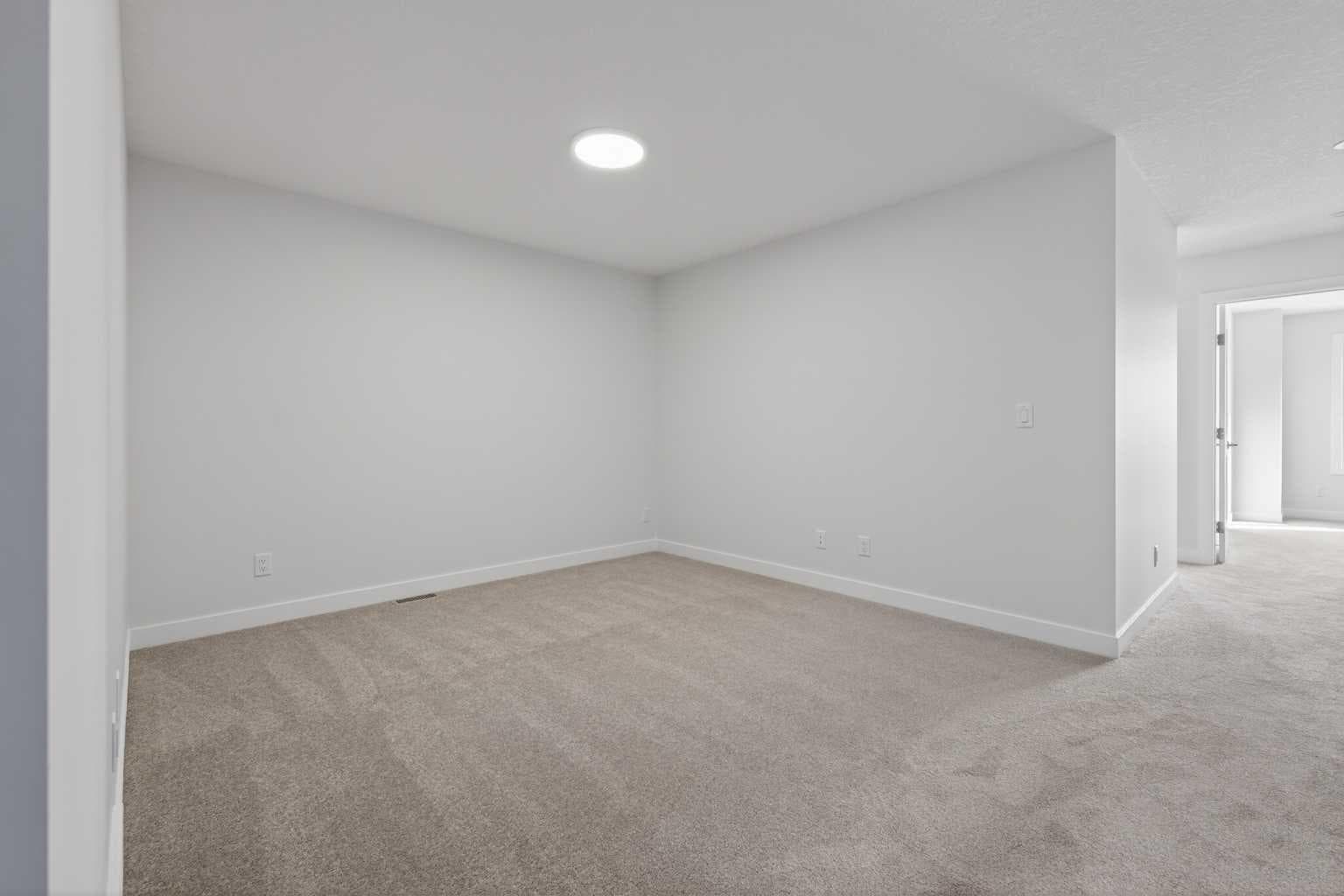 159 Greenwich Drive NW