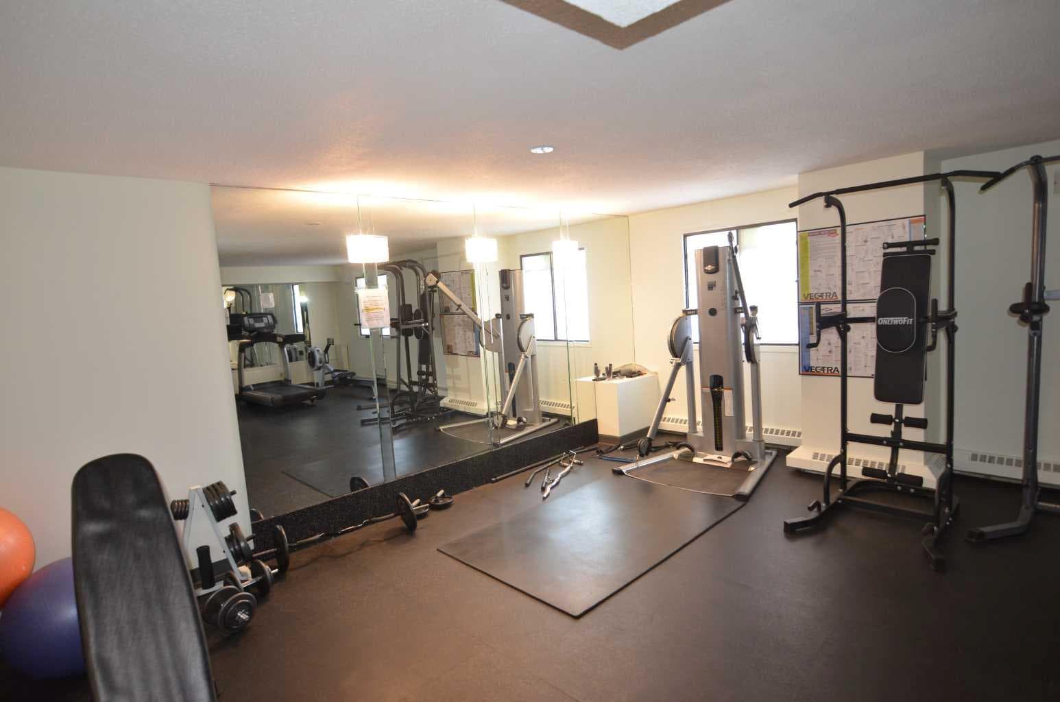 615, 9800 Horton Road SW