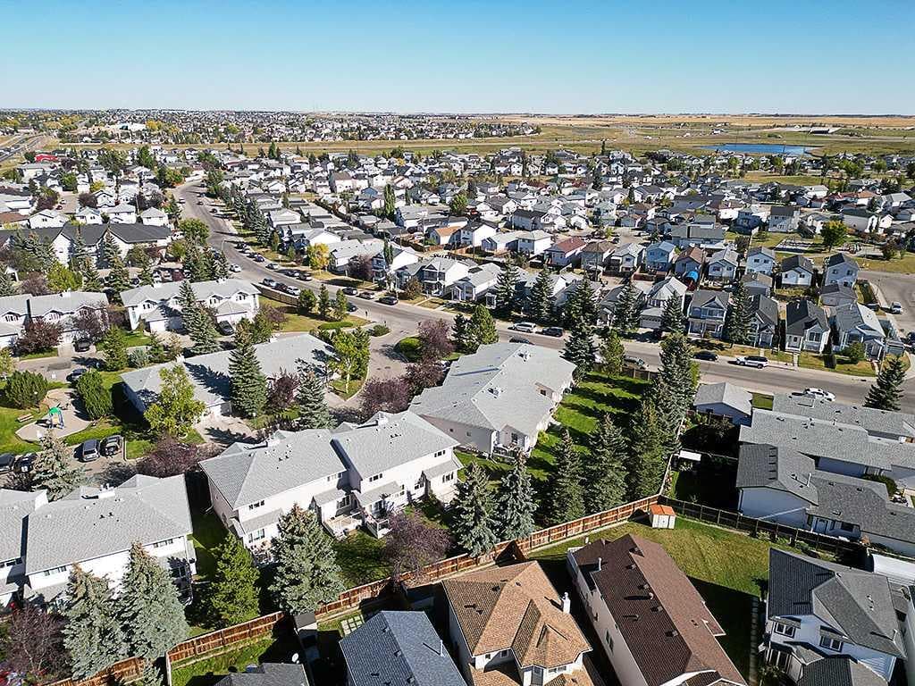 100 Catalina Circle NE
